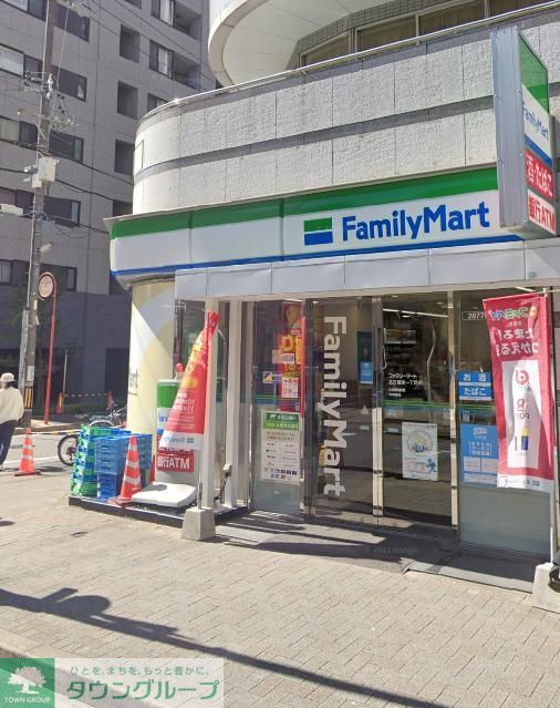 コンビニ　ファミリーマート名古屋栄一丁目店（コンビニ）まで20m