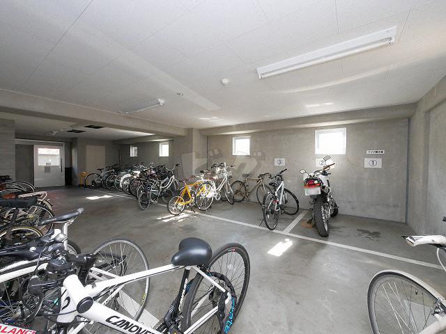 その他共有部分　屋内自転車置き場☆