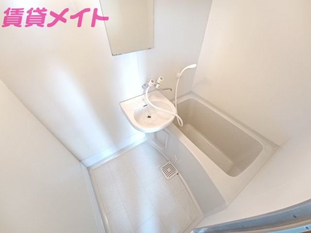 バス・シャワールーム　同物件別室画像