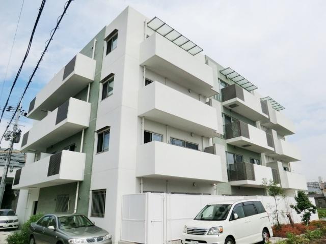 建物外観　オートロック付きで安心です♪