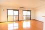 居室・リビング　同物件別部屋です。