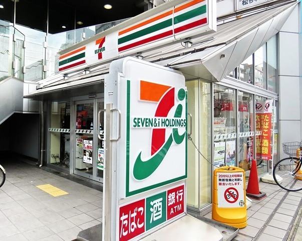 コンビニ　セブンイレブン 大阪西九条駅前店（コンビニ）まで434m