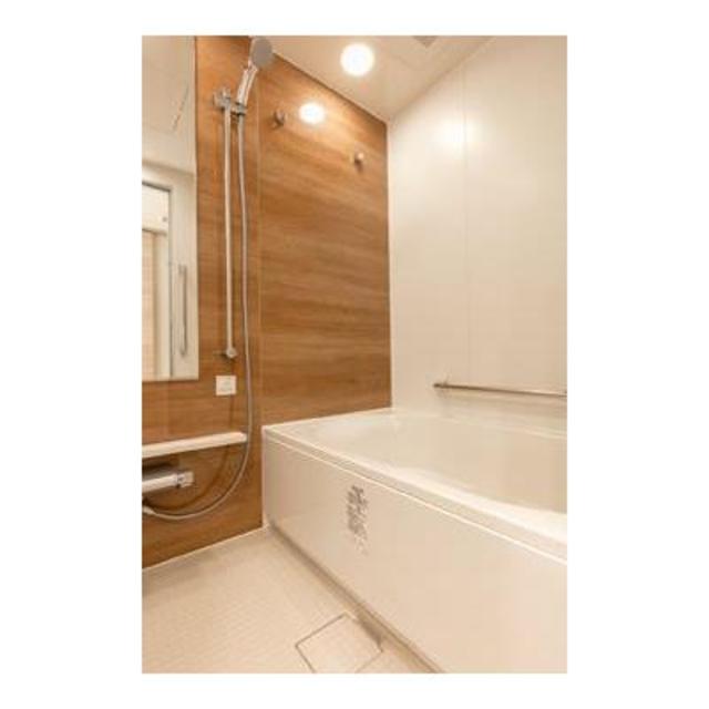 バス・シャワールーム　※写真は同タイプ住戸です。