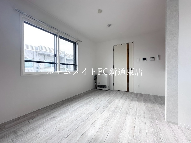 casa AT新道東の居間写真