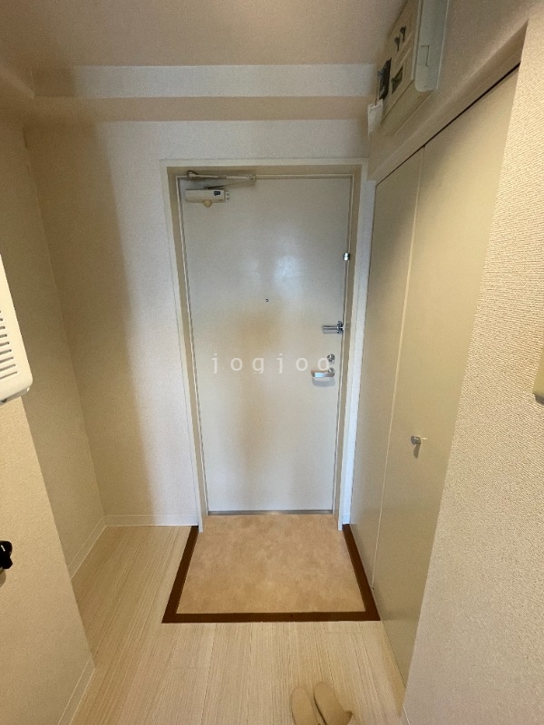 玄関　ロスナイ