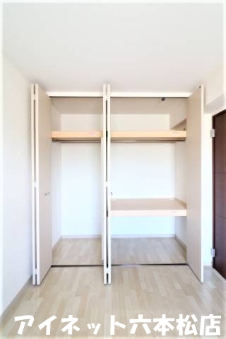 収納　衣類等はこちらまで