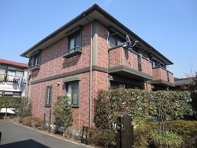 建物外観　外観タイル張りです