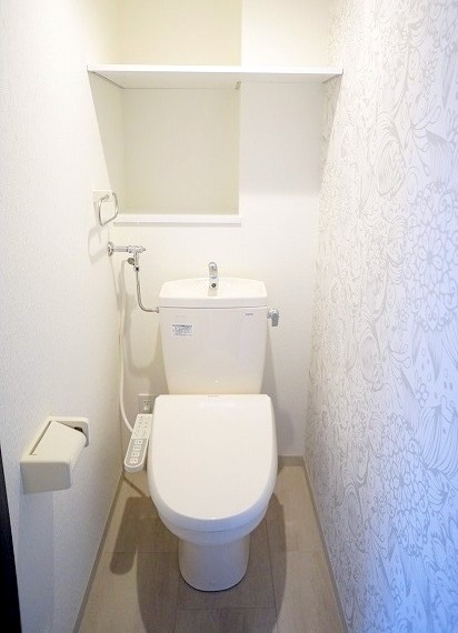 トイレ　ウォシュレット付きのトイレです♪