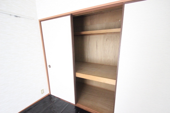収納　※別部屋の写真です