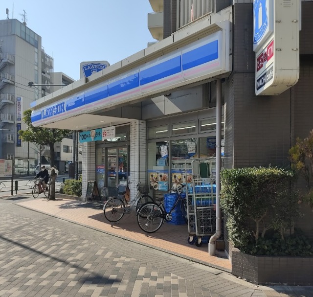 コンビニ　ローソン東大島駅前店（コンビニ）まで1095m