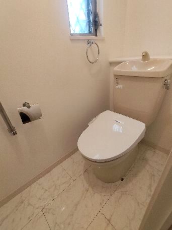 トイレ　1階トイレ　※２階にもトイレ有