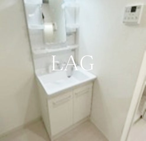 洗面設備　洗面台です。