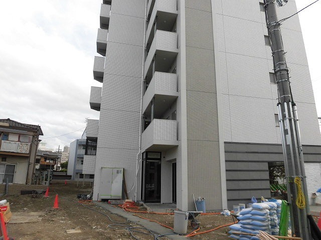 その他共有部分　共用部建築中です