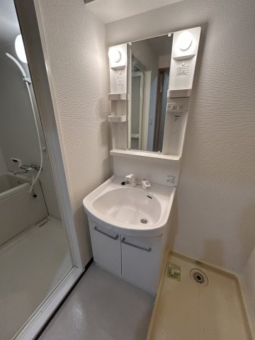 洗面設備　忙しい朝には欠かせない洗面所です