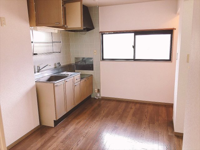 ＪＲ日豊本線 帖佐駅 徒歩8分 2階建 築30年のキッチン写真