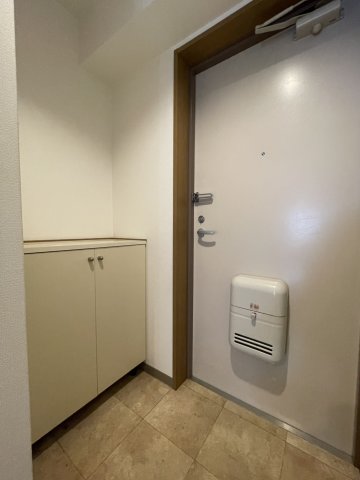 玄関　落ち着いた玄関です