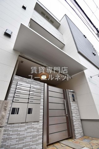 建物外観　2024年完成