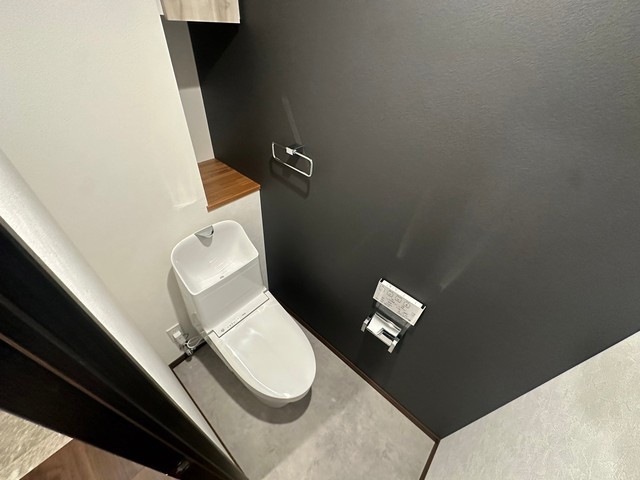 トイレ　※別号室の写真です※