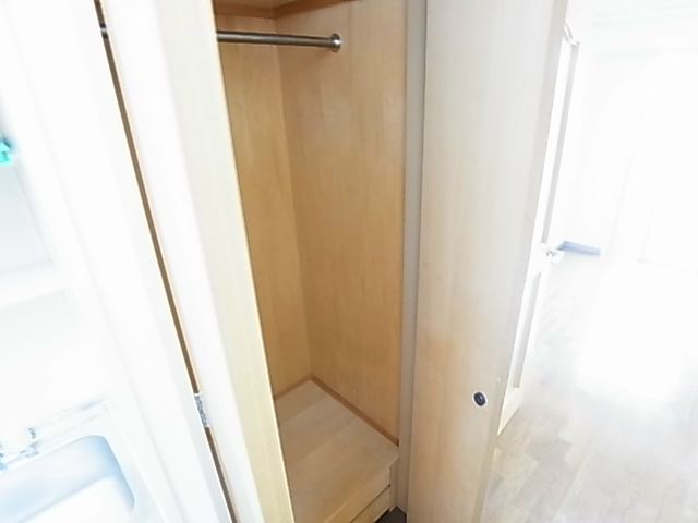 収納　同一物件別部屋写真