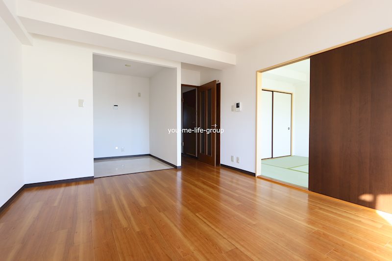 カサグランデ湘南の居間写真