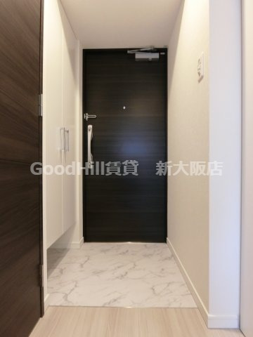 玄関　La Douceur新大阪