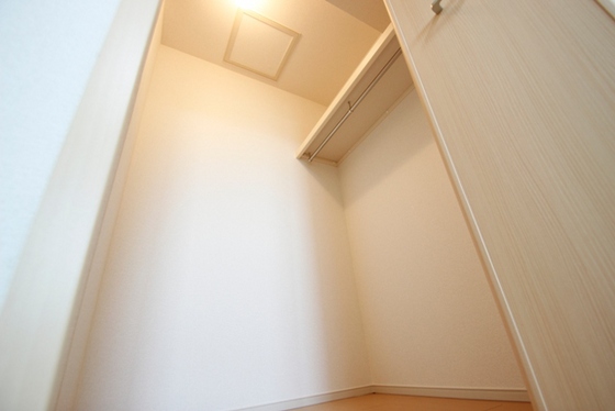 収納　※別部屋の写真です