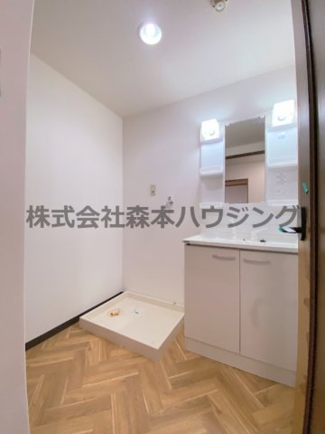レオン友田の内装写真