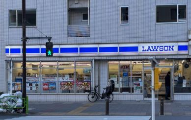 コンビニ　ローソン勝どき四丁目店（コンビニ）まで81m