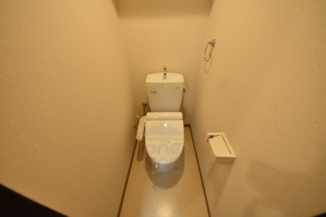 フジパレス吹田イースト3番館のトイレ写真