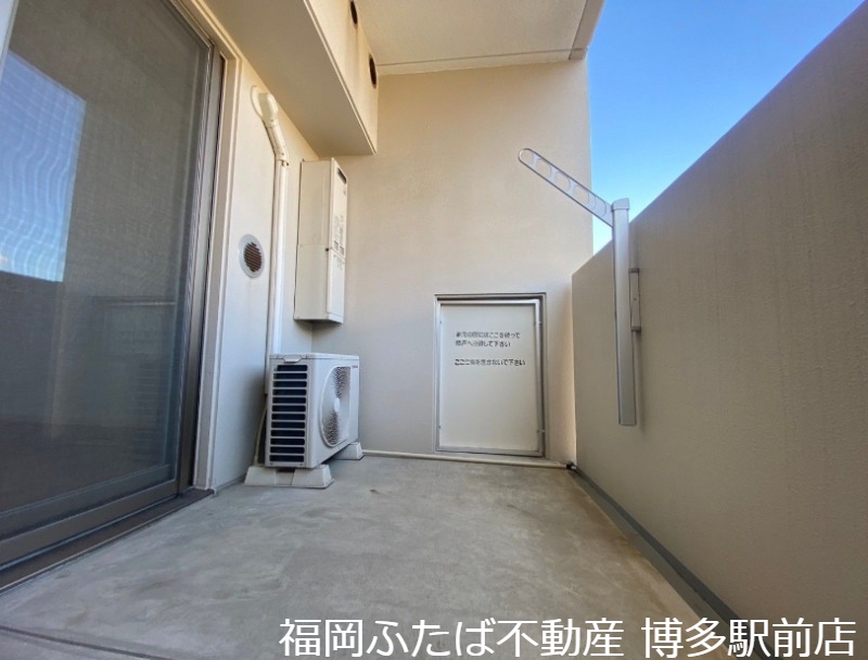 地下鉄箱崎線 箱崎宮前駅 徒歩4分 13階建 築11年の内装写真