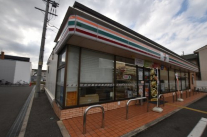 コンビニ　セブンイレブン 和泉府中町2丁目店（コンビニ）まで125m