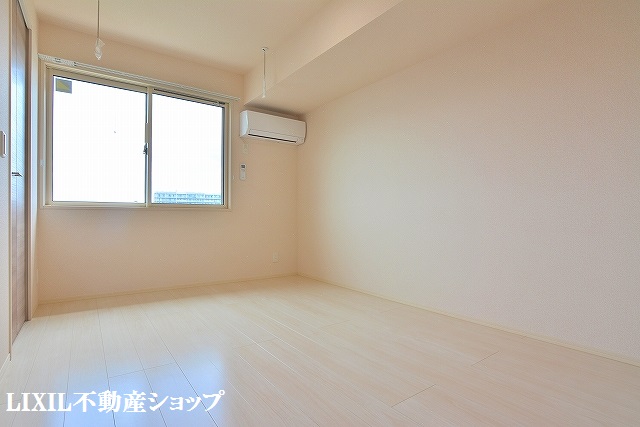 その他　６帖の洋室です。