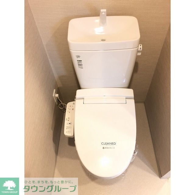 トイレ　シャワートイレ付