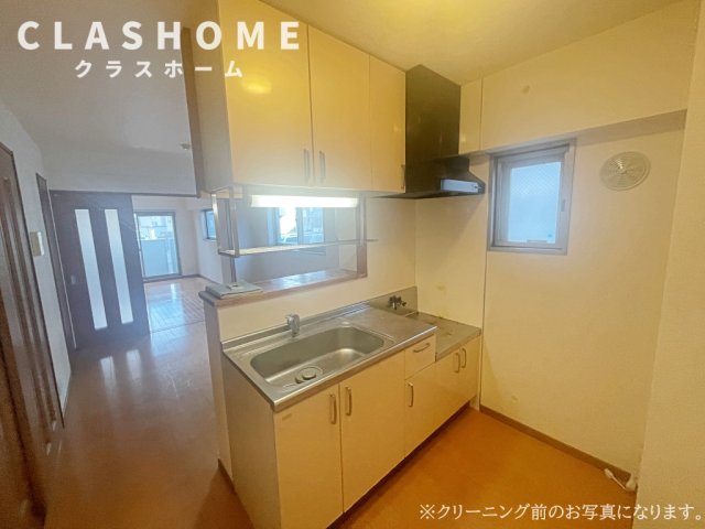 キッチン　同物件の別部屋になります。