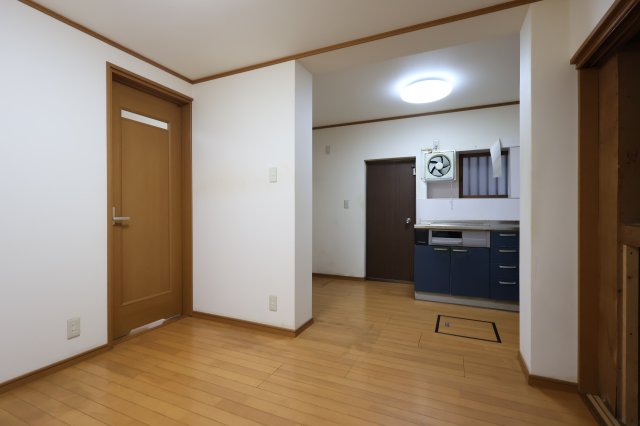堺市東区日置荘原寺町貸家の居間写真