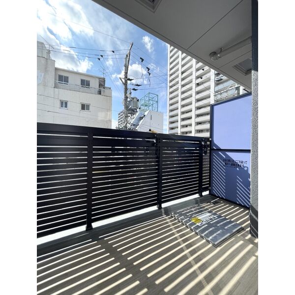 バルコニー　眺望は階数によって異なります。