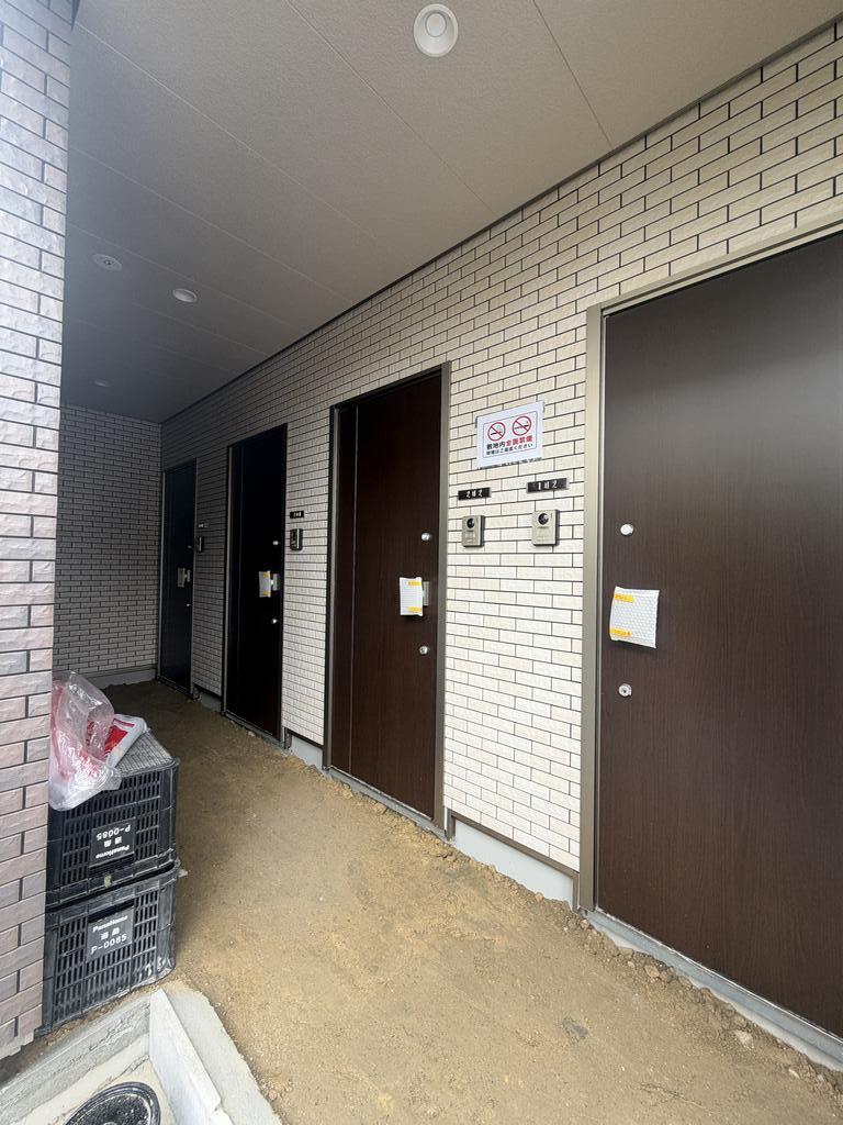 近鉄大阪線 高安駅 徒歩3分 2階建 新築の外観写真