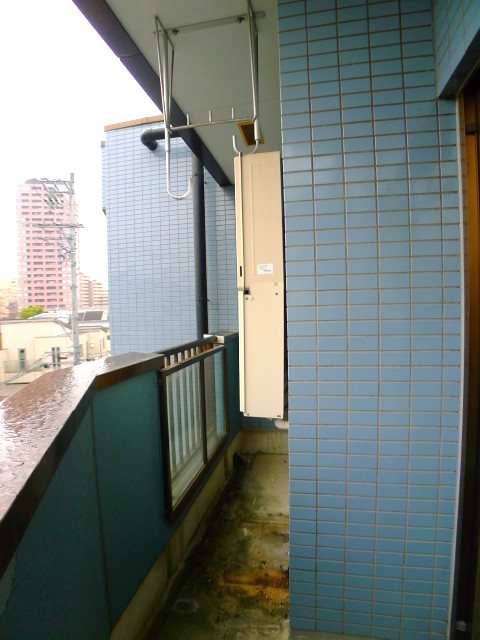 ＪＲ中央本線 千種駅 徒歩10分 3階建 築32年の内装写真