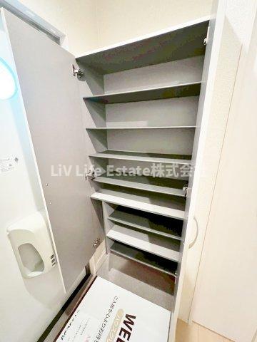 多摩都市モノレール 桜街道駅 徒歩13分 2階建 築13年の玄関写真
