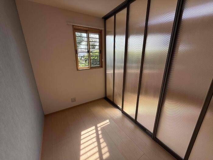 その他部屋・スペース　同タイプ別部屋の反転写真です