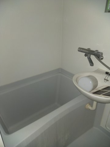 レオパレスフォレストIIの風呂写真