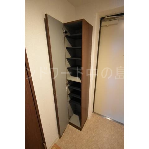 玄関　詳細は、ウィンドワード中の島店までご相談下さい。