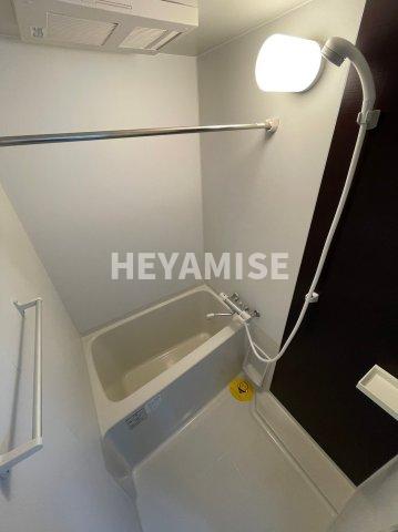 バス・シャワールーム　※同間取りの別の階のお部屋の画像です※