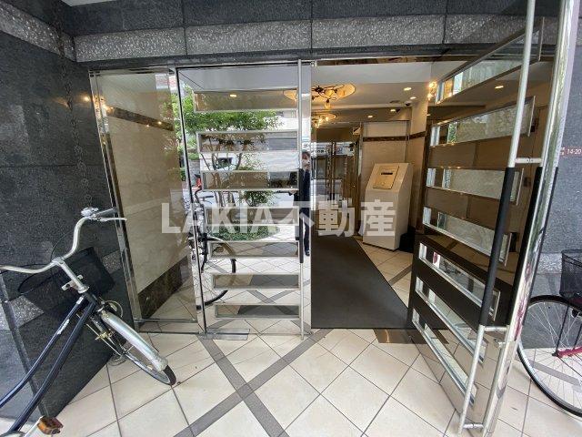 地下鉄中央線 本町駅 徒歩5分 13階建 築19年の外観写真