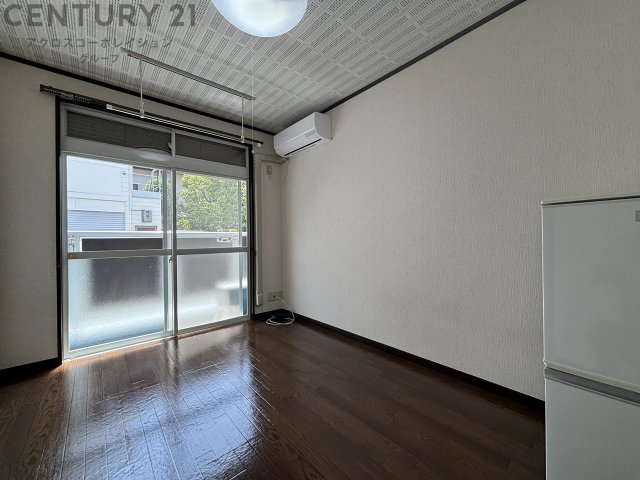 居室・リビング　エアコン付きで初期費用を抑えられます♪