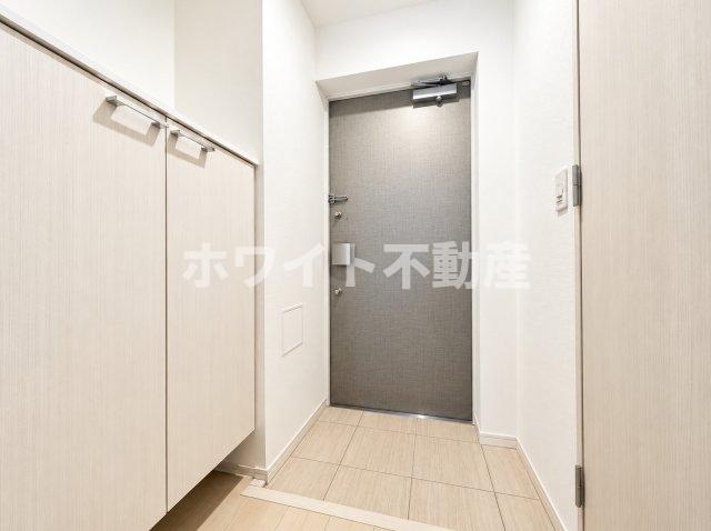 ファーストフィオーレ心斎橋イーストの玄関写真