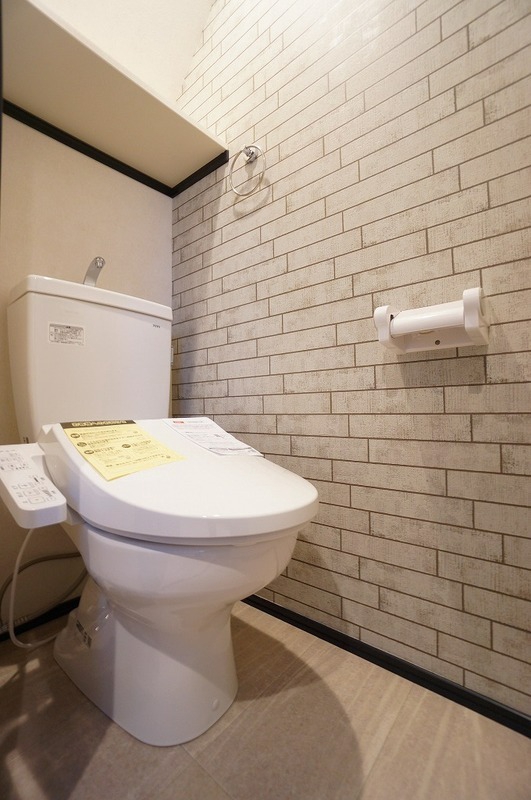 ＪＲ鹿児島本線 吉塚駅 徒歩17分 2階建 築4年のトイレ写真
