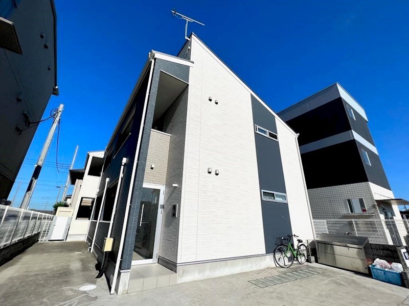 建物外観　越谷レイクタウン駅徒歩９分（７２０ｍ）