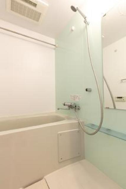 バス・シャワールーム　※写真は同タイプ住戸です。