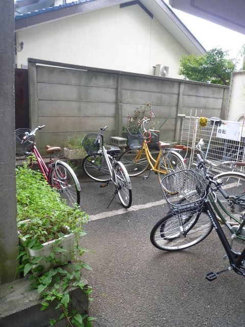 駐車場　駐輪場